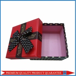 2013 fashion rigid paper gift box with spots